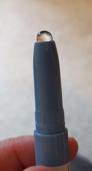 A close-up view of the Neutrogena pen