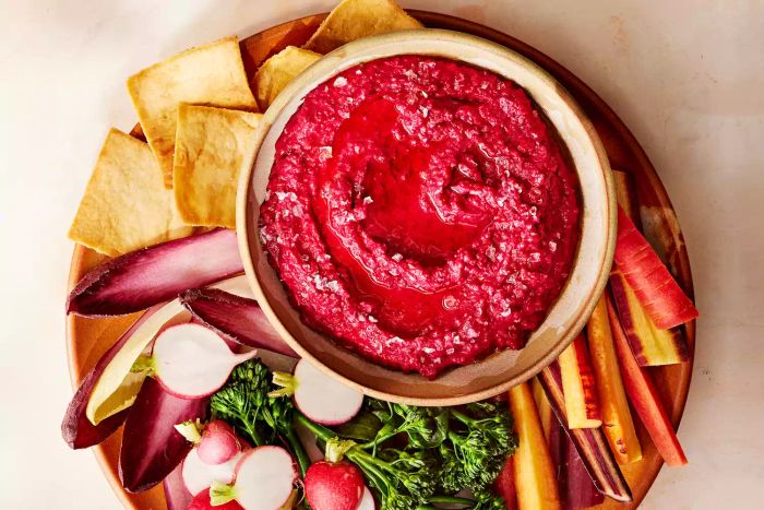 beet-and-goat-cheese-dip-Mytour