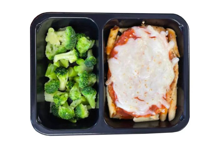 Magic Kitchen's Breaded Chicken Parmesan meal.
