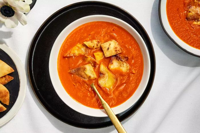 Curry-Tomato Soup with Naan Croutons