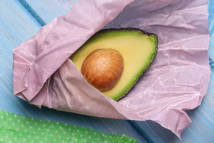 how-to-store-avocados-half-GettyImages-1425552205