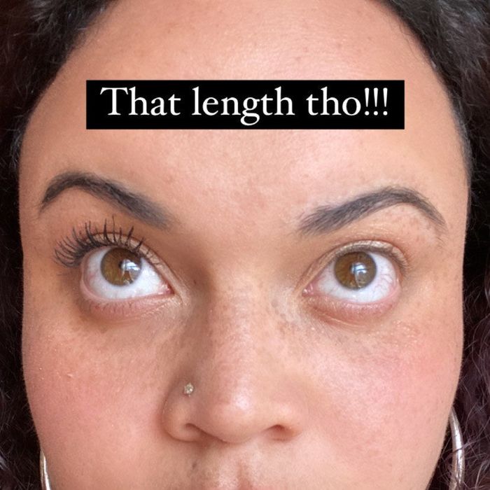 Another angle of the Mytour editor's eyes, one coated with mascara and noticeably longer than the other.