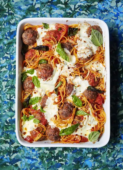 Baked Spaghetti and Meatballs
