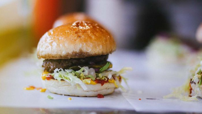 Master Burger Crafting with McDonald's-Style Minced Onions