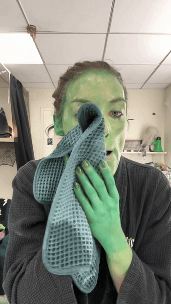 Mary Kate Morrissey using Farmacy cleansing balm
