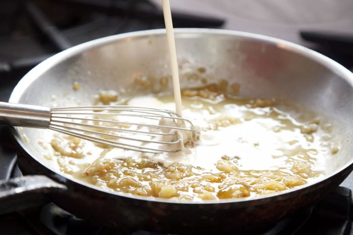heavy cream in pan