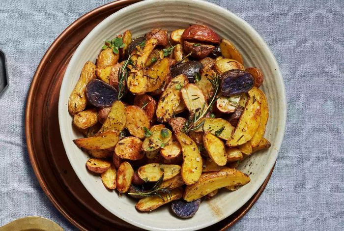 EXTRA SHARP: How to Make the Best Herb-Roasted Fingerling Potatoes