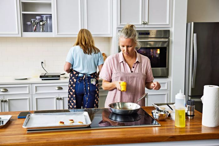Stainless Steel Cookware Testing