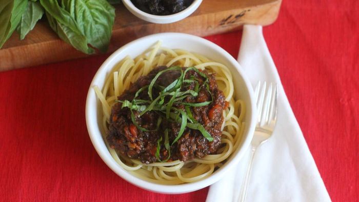 Mastering the Art of Vegan Bolognese