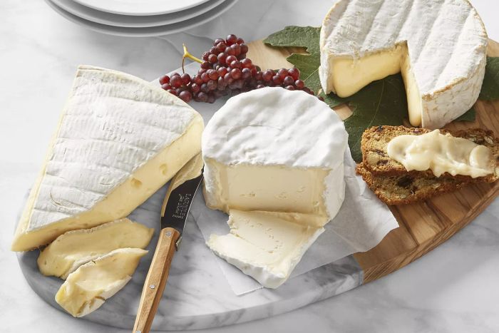French Classic Cheese Collection EXCLUSIVELY AVAILABLE AT WILLIAMS SONOMA