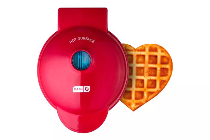 DASH Heart-Shaped Mini Waffle Maker
