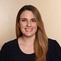 Allison Cacich Headshot