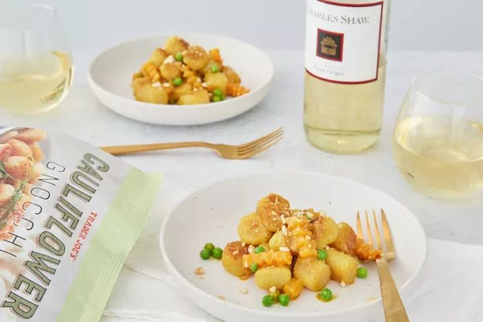 Cauliflower Gnocchi offers a delicious twist on the traditional gnocchi, made with cauliflower for a lighter, veggie-packed alternative. It's the perfect blend of crispy and soft when cooked, making it a fun option to add to your meals.