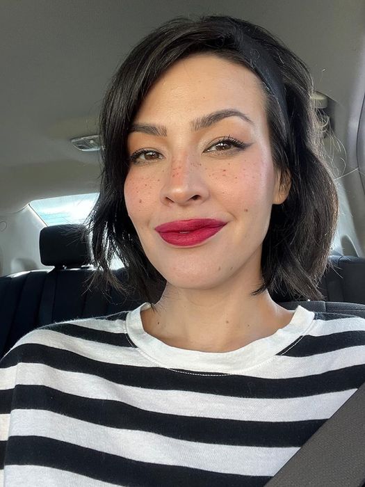 A reviewer with a glowing, smooth complexion
