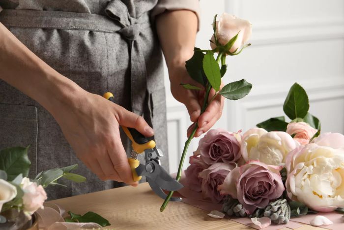 cutting flower stems