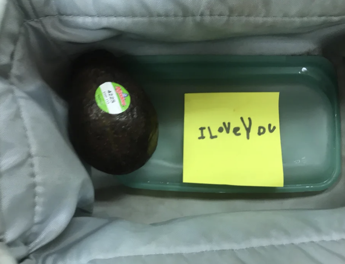 a post it note in a lunch bag