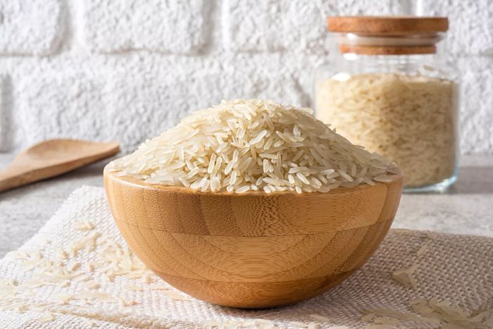 Uncooked rice