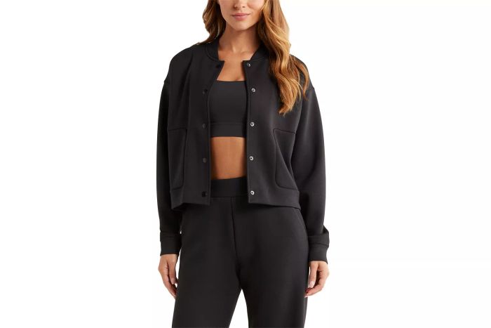 The Nordstrom Luxe Snap Front Jacket by Zella combines comfort with modern design. Its snap front and sleek finish make it a chic option for layering in any casual or slightly formal setting.