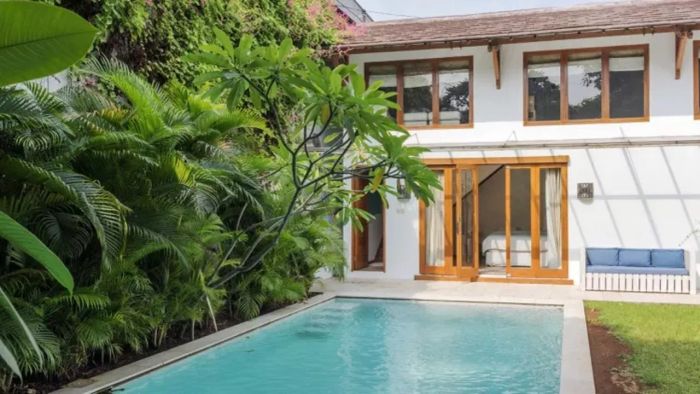 16 Design Decisions That Could Negatively Impact Your Home's Value, According to Real Estate Professionals
