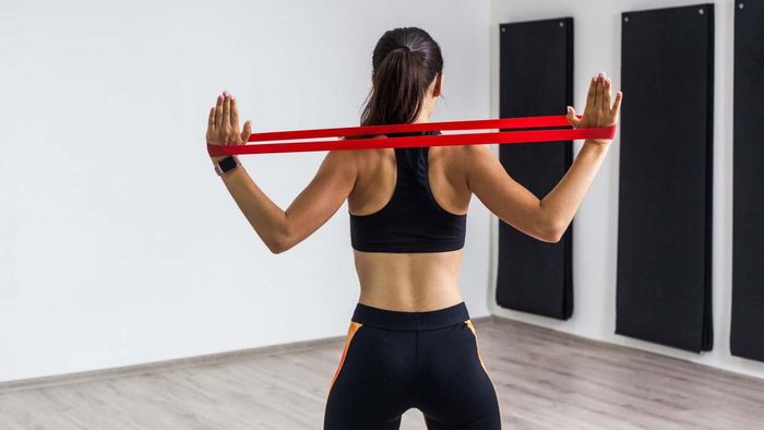 12 of the Most Effective Resistance Band Workouts to Try at the Gym