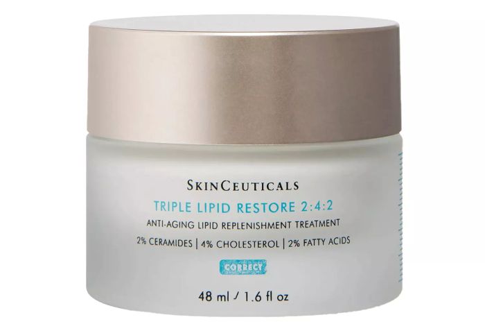 SkinCeuticals Triple Lipid Restore 2:4:2 is a highly recommended skincare solution, designed to restore the essential lipids your skin needs for a healthier and more vibrant appearance.