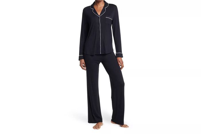 Nordstrom Rack Tranquility Long Sleeve Shirt & Pants Two-Piece Pajama Set