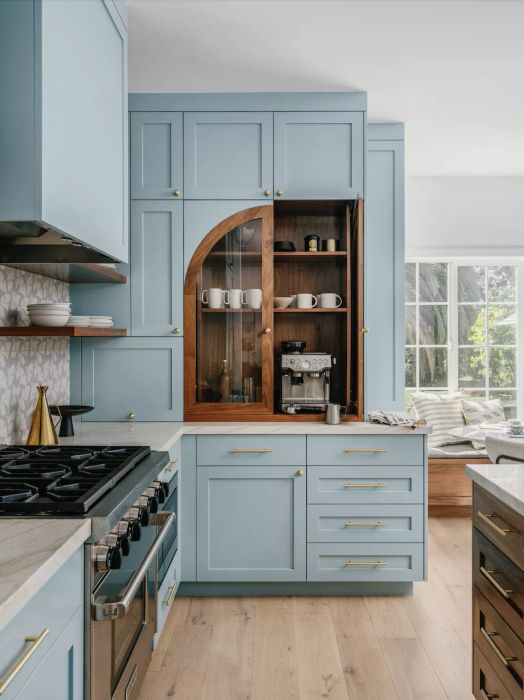Blue-themed kitchen