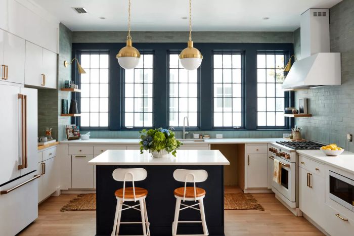 Blue-inspired kitchen