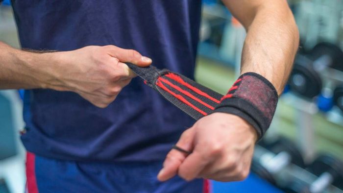 10 Key Pieces of Lifting Gear (and When to Use Each One)