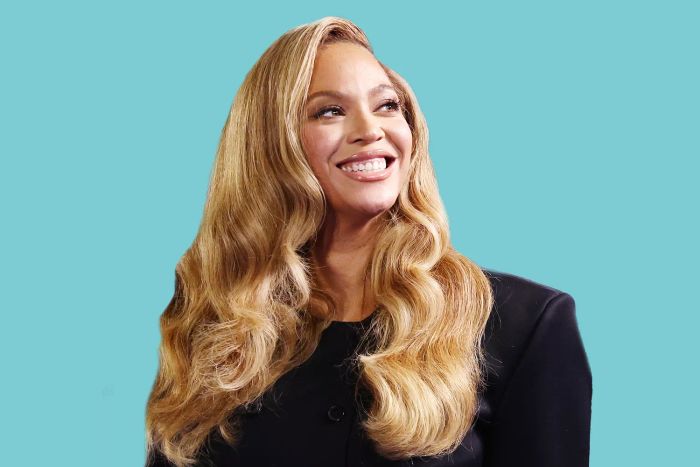 HOUSTON, TEXAS - OCTOBER 25: Beyoncé attends a campaign rally alongside Democratic presidential nominee, U.S. Vice President Kamala Harris, at Shell Energy Stadium on October 25, 2024, in Houston, Texas. Vice President Kamala Harris is campaigning in Texas, hosting a rally to advocate for reproductive rights, featuring performances by recording artists Beyoncé and Willie Nelson. (Photo by Justin Sullivan/Getty Images)