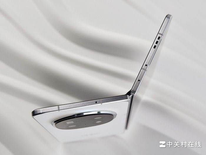 OPPO Find N5 sẽ được trang bị chip Snapdragon 8 Elite với 7 nhân xử lý