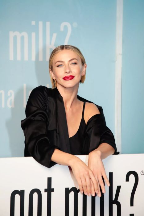 Julianne Hough rocks a sleek, center-parted short hairstyle