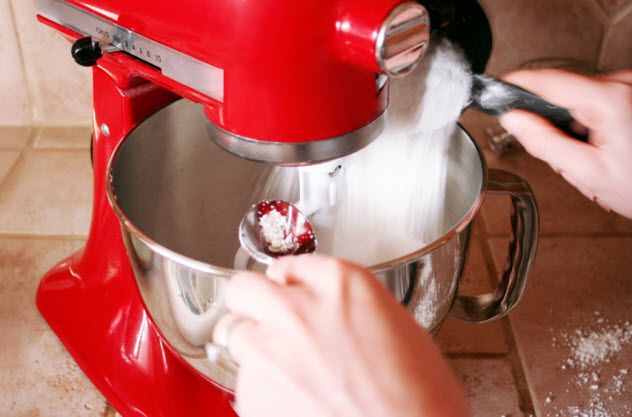 5-using-mixer_000006946269_Small