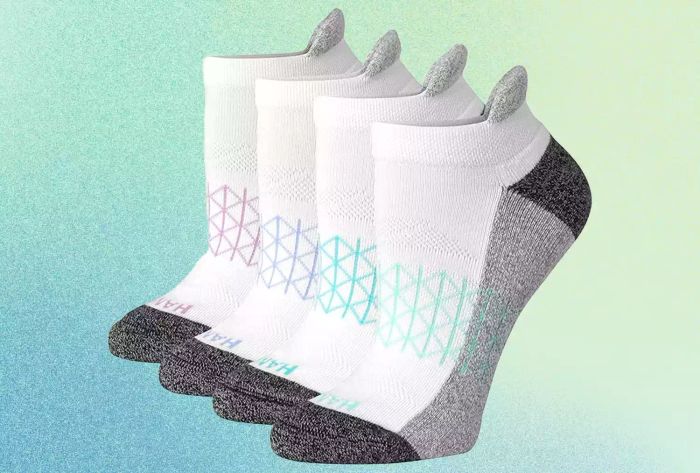 One-Off: These Hanes Socks Rival a Brand That Costs 4 Times as Much