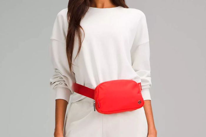 A person wearing the lululemon Everywhere Belt Bag