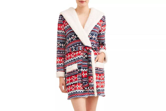 Walmart’s Secret Treasures Robe