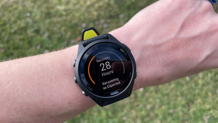 Garmin watch displaying a 28-hour recovery estimate