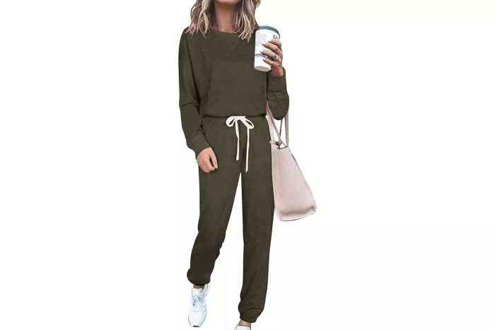 PRETTYGARDEN Women's Tie Dye Two-Piece Pajamas Set with Casual Long Sleeve Sweatshirt and Long Pants for Cozy Loungewear