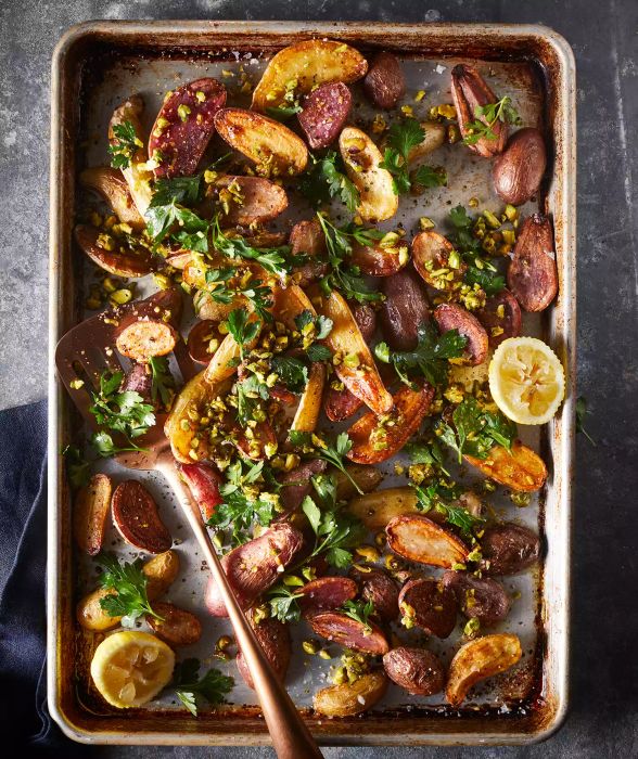 Try this twist on roasted potatoes with minimal effort: Fresh parsley, crunchy pistachios, and savory garlic come together to top golden roasted fingerling potatoes. Perfect for any dinner, this side dish is also an excellent (and healthy!) option for your Thanksgiving feast. Get the recipe: Fingerling Potatoes With Parsley-Pistachio Crumble. - Jennifer Causey