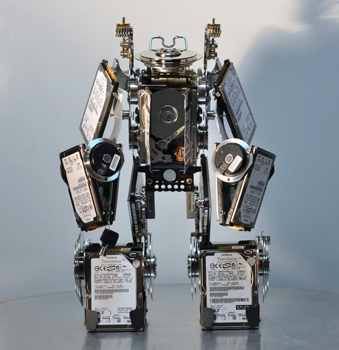 Recycled-Hard-Drive-Sculptures 4