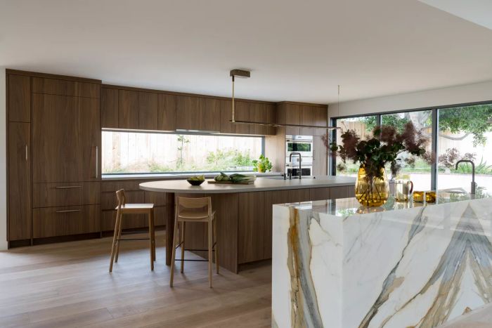 rounded kitchen island
