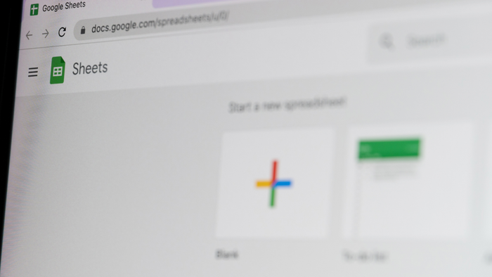 A Google Sheets window displaying a fresh spreadsheet