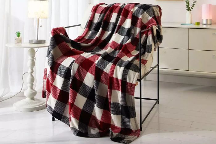 Mainstays Red Plaid Plush Throw Blanket