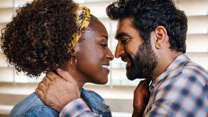 Top Romantic Films and Rom-Coms on Netflix - The Lovebirds