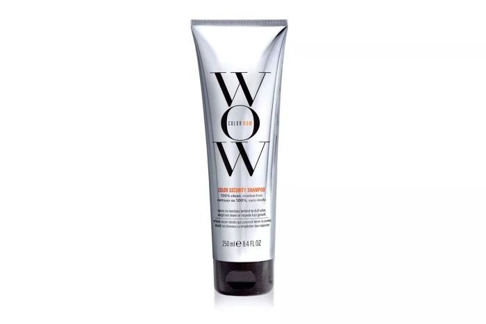 Color Wow Color Security Shampoo is designed to keep your hair color vibrant and fresh, ensuring your hair looks as though it has just been treated at the salon for a longer period of time.