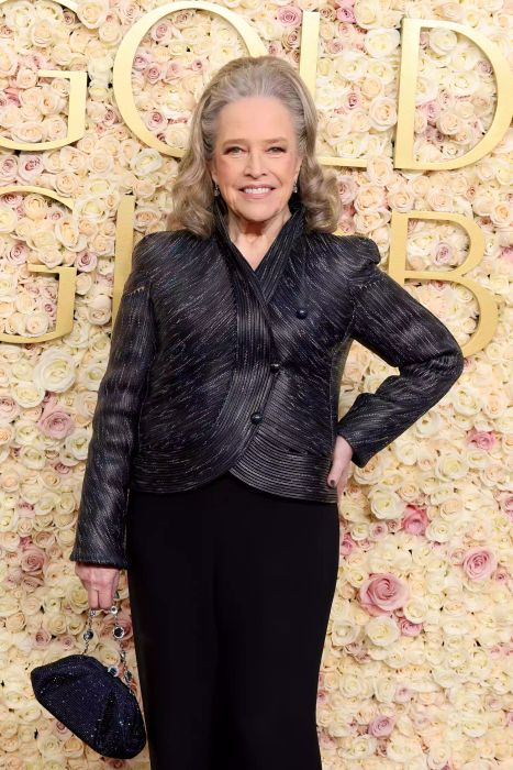 bumpit ponytail kathy bates