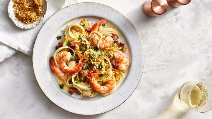 Shrimp Linguine with Chorizo Recipe