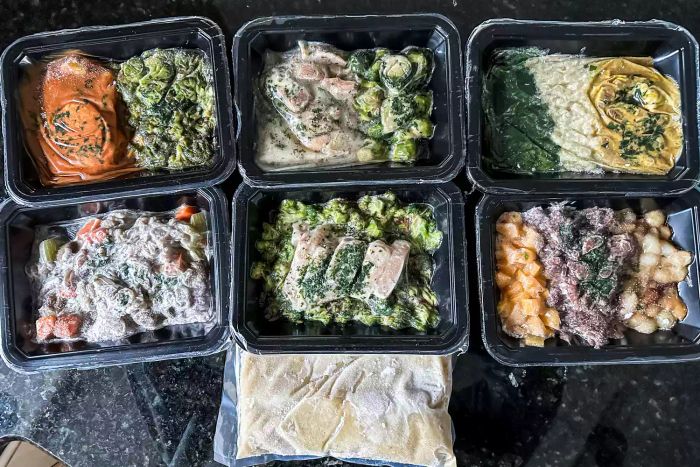 Various flavors of Pete's Real Food Meals