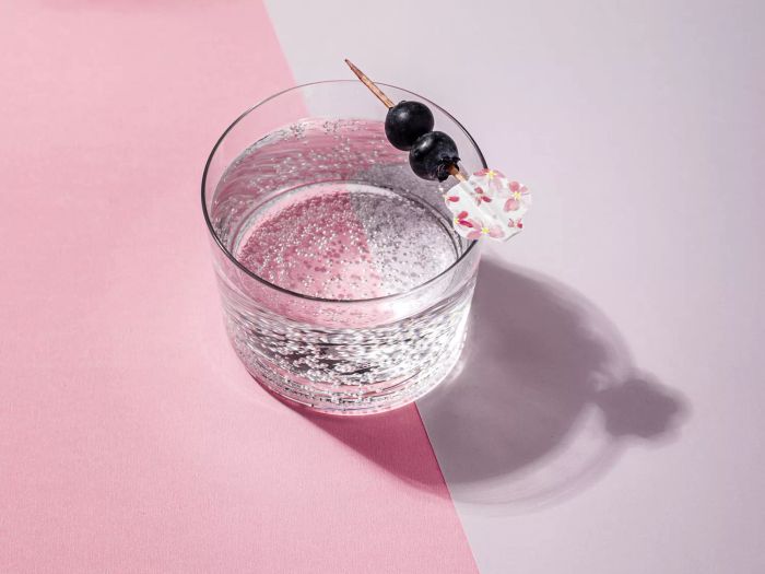 Alcohol Reduction Tip: Enjoy a Mocktail with Blueberry Garnish