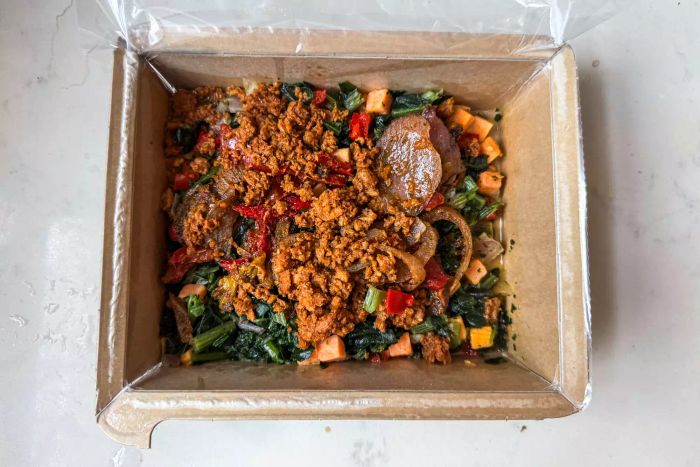 The Splendid Spoon Meal Kit after removing the plastic packaging